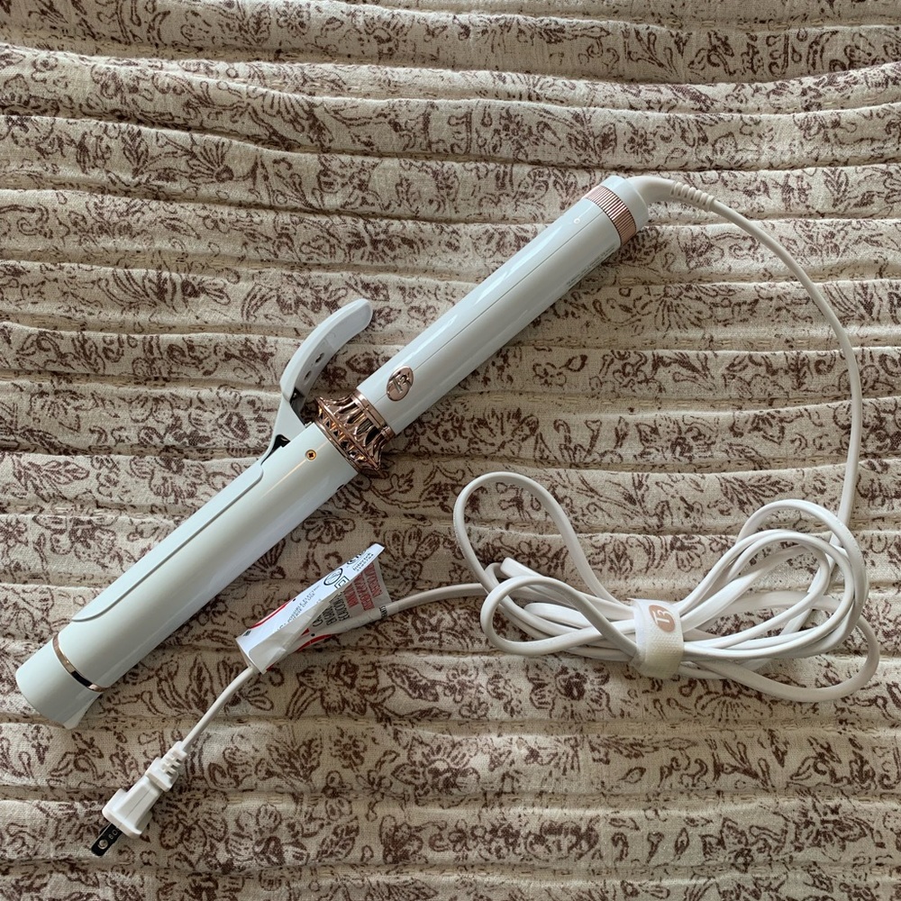 T3 Twirl 1.25 Inch Ceramic Curling Iron